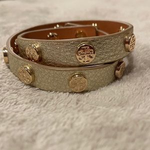 NWOT gold Tory Burch double wrap studded bracelet